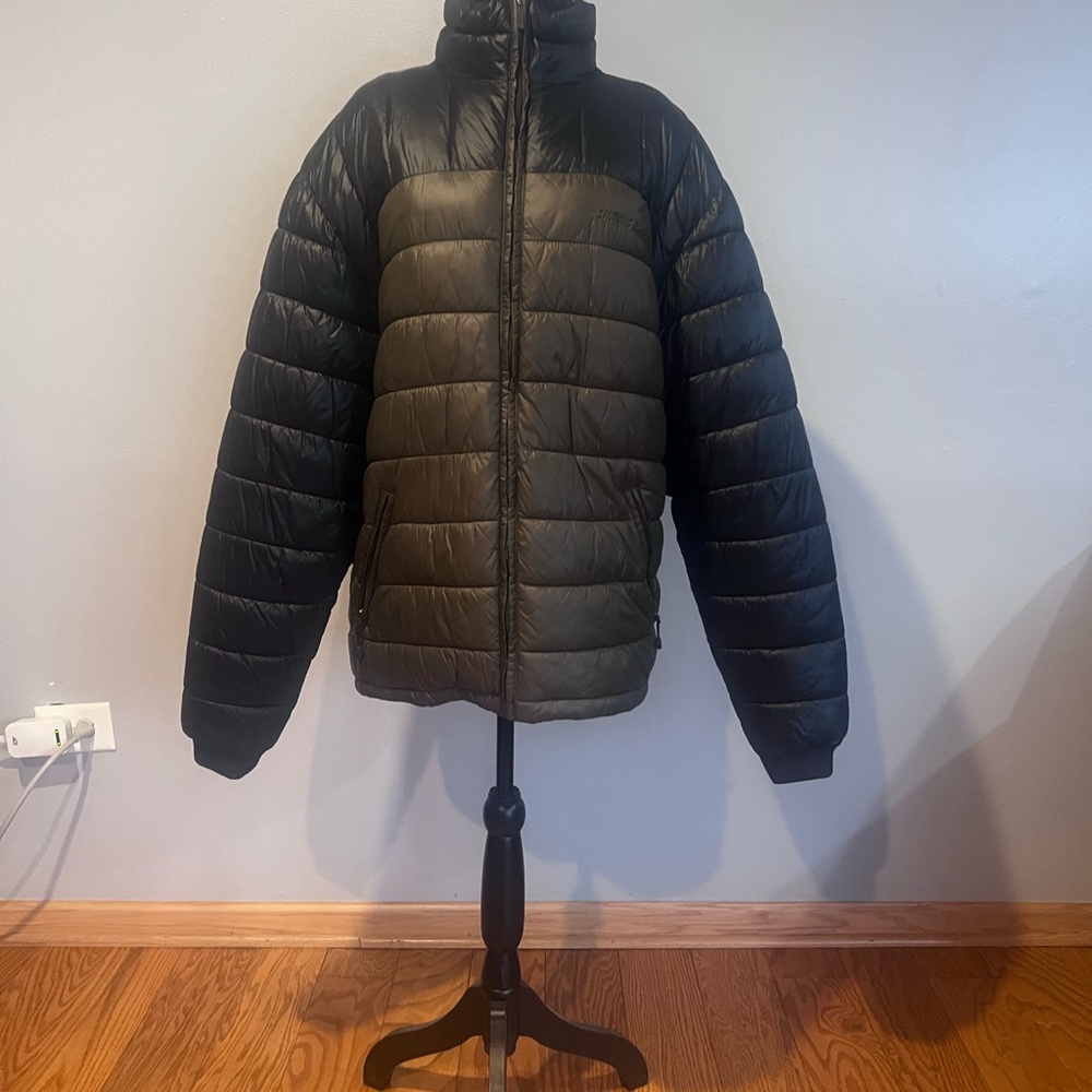 Men Stall & Dean Black & Olive Green Puffer Jacket
